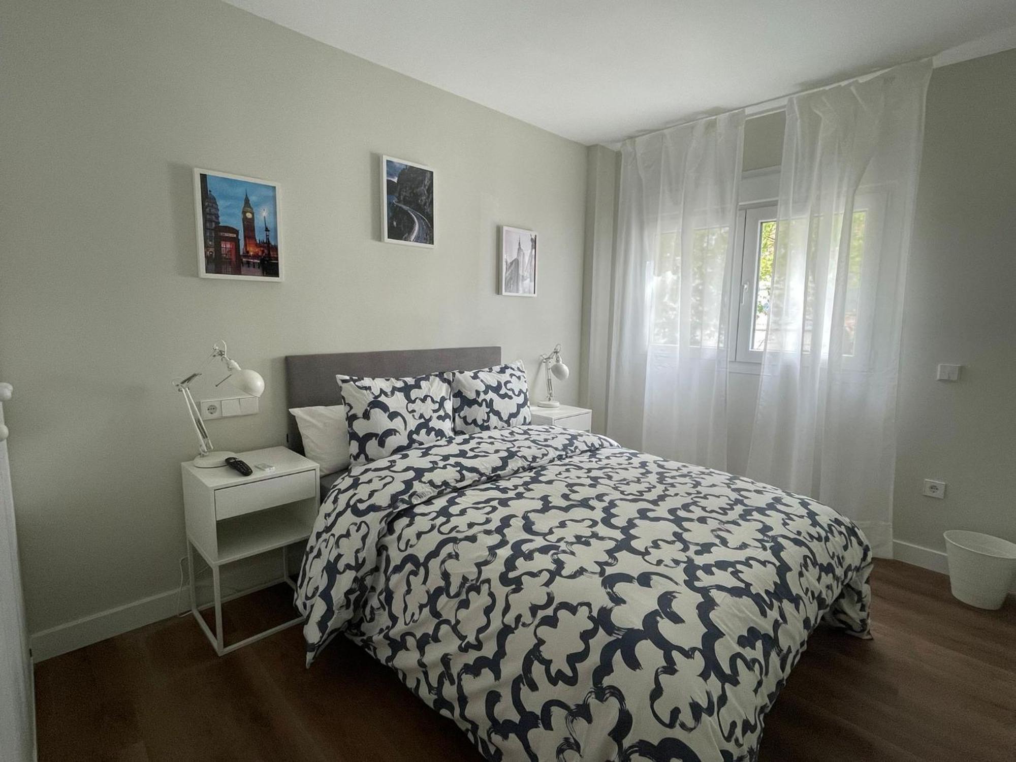 Rooms Madrid Rio Exterior photo